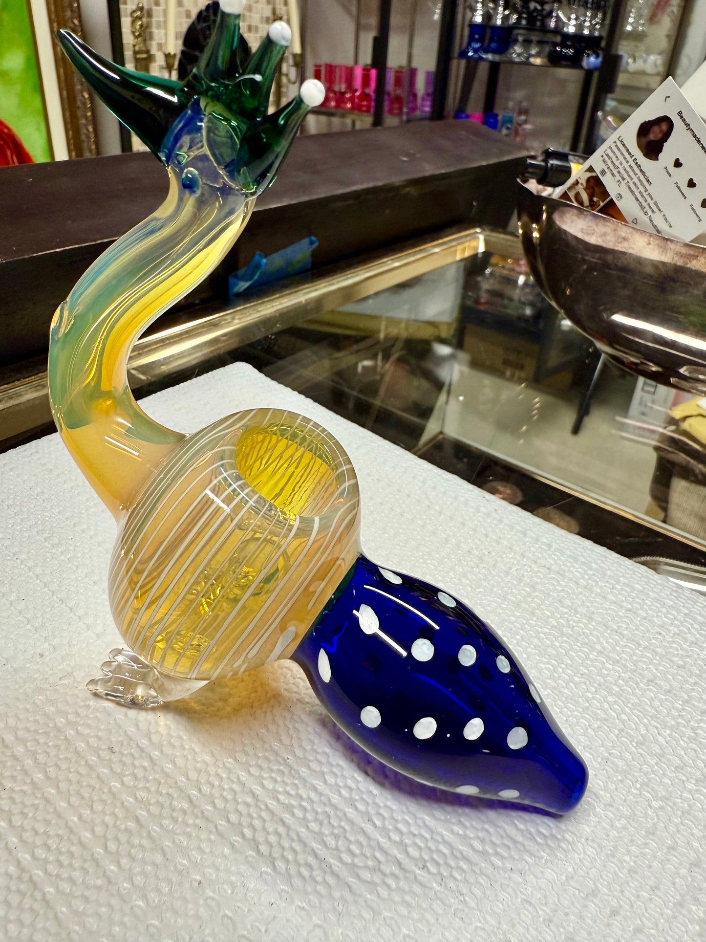 Ripkitty 5” Peacock Dry Herb Hand Pipe Borosilicate Glass - Colors May Vary