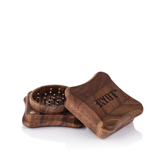 1906 Wood Grinders