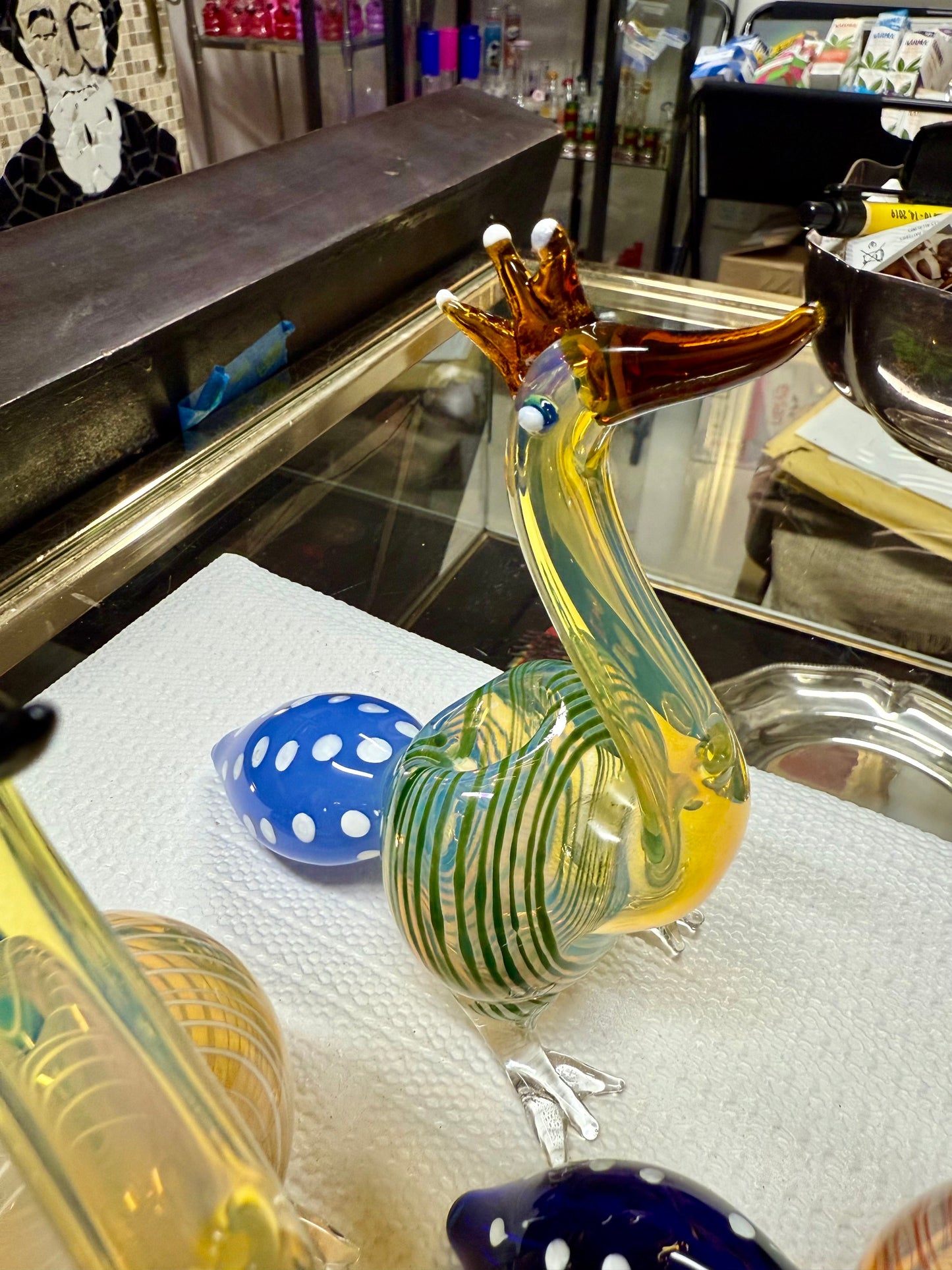 Ripkitty 5” Peacock Dry Herb Hand Pipe Borosilicate Glass - Colors May Vary
